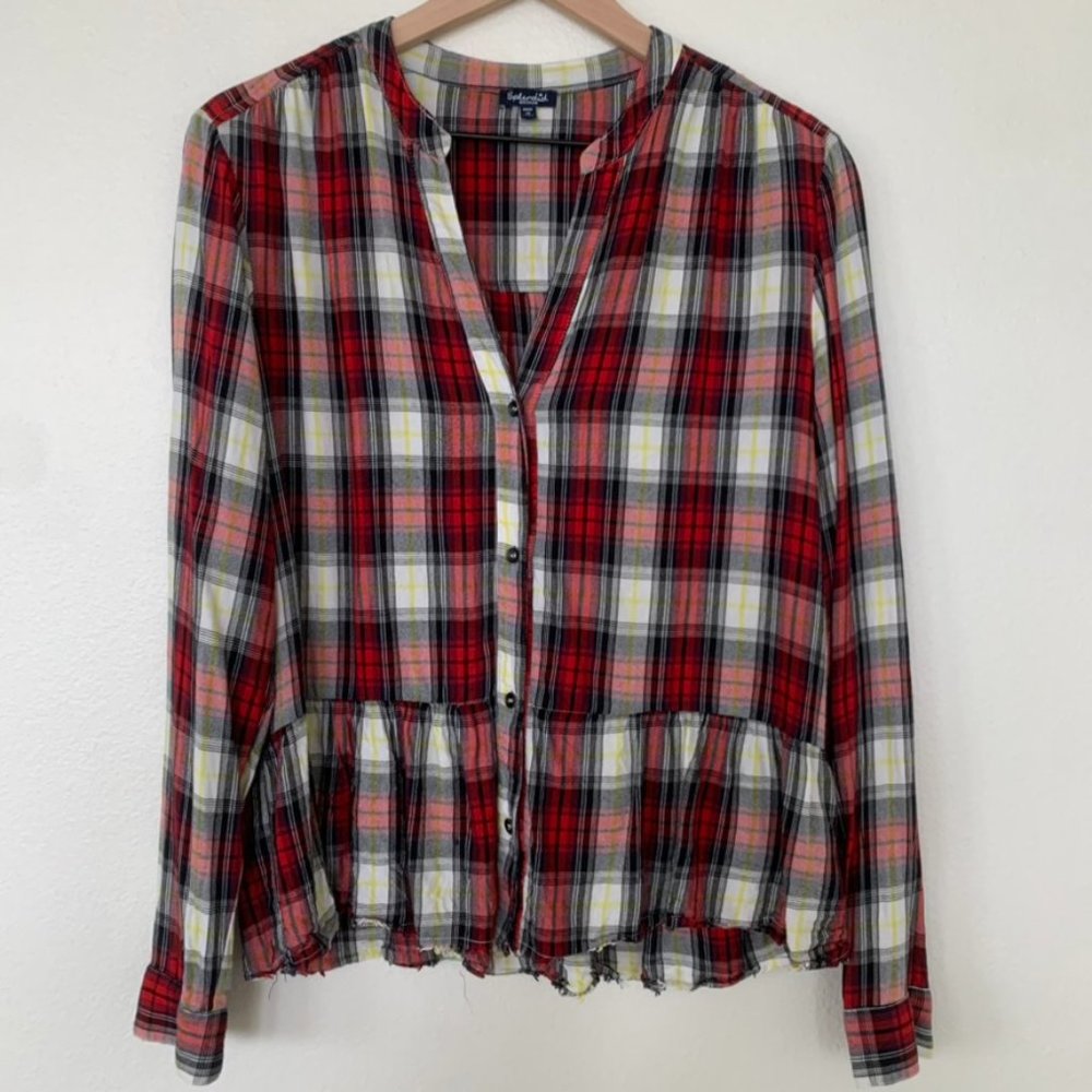 Splended Ruffle Bottom Flannel - Picture 2 of 5